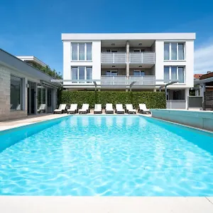 Apartament Sunadria, Kožino